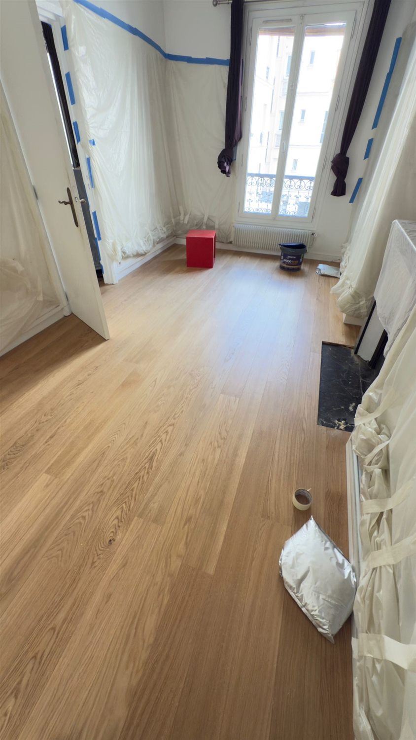 Pièce rénovée, nouveau parquet